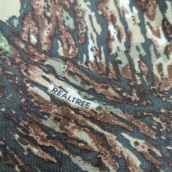 Cabelas Realtree Camo Insulated Hunting Cargo Pants Size 42X32 USA Made - Picture 3 of 8